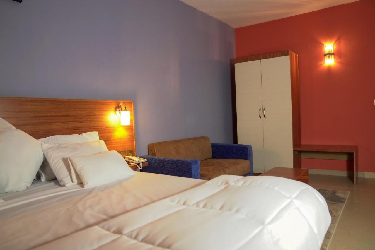 Dialali Hotel 努瓦克肖特 外观 照片