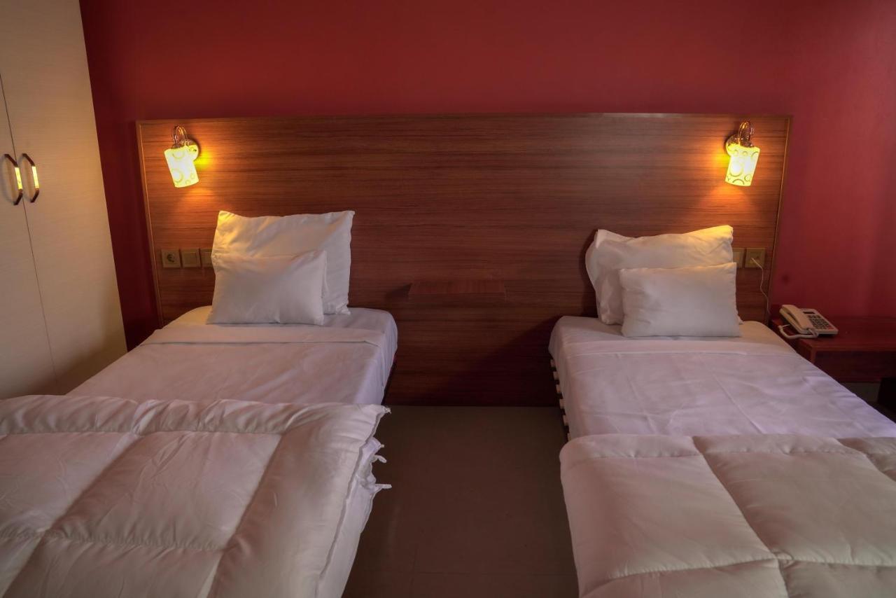 Dialali Hotel 努瓦克肖特 外观 照片