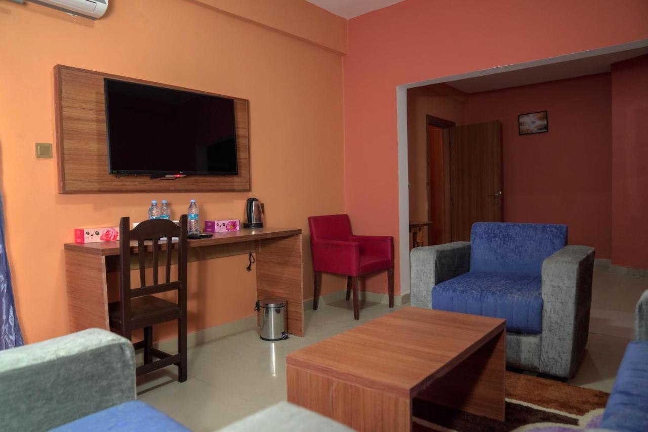Dialali Hotel 努瓦克肖特 外观 照片