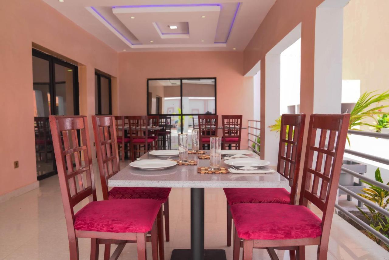Dialali Hotel 努瓦克肖特 外观 照片