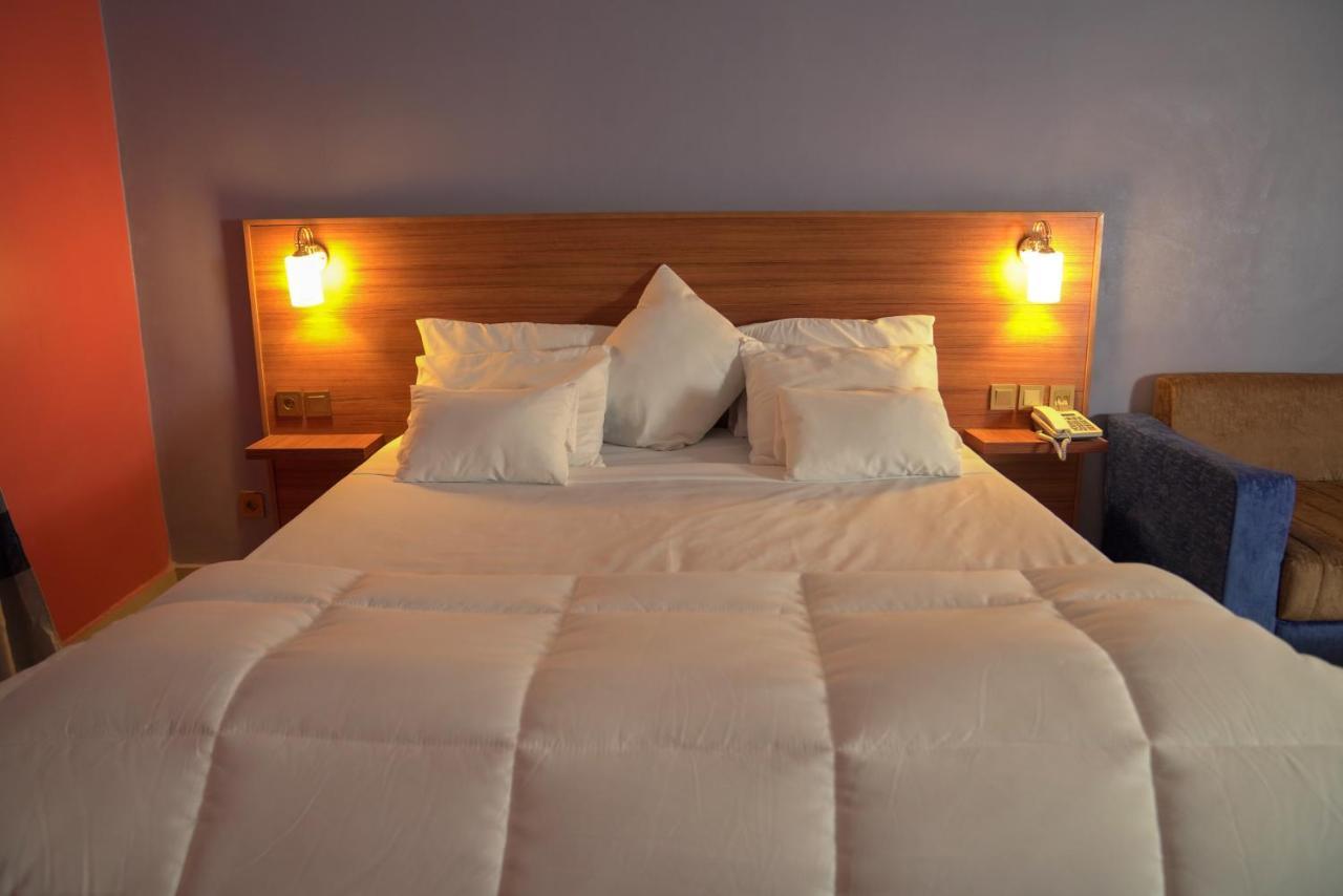 Dialali Hotel 努瓦克肖特 外观 照片